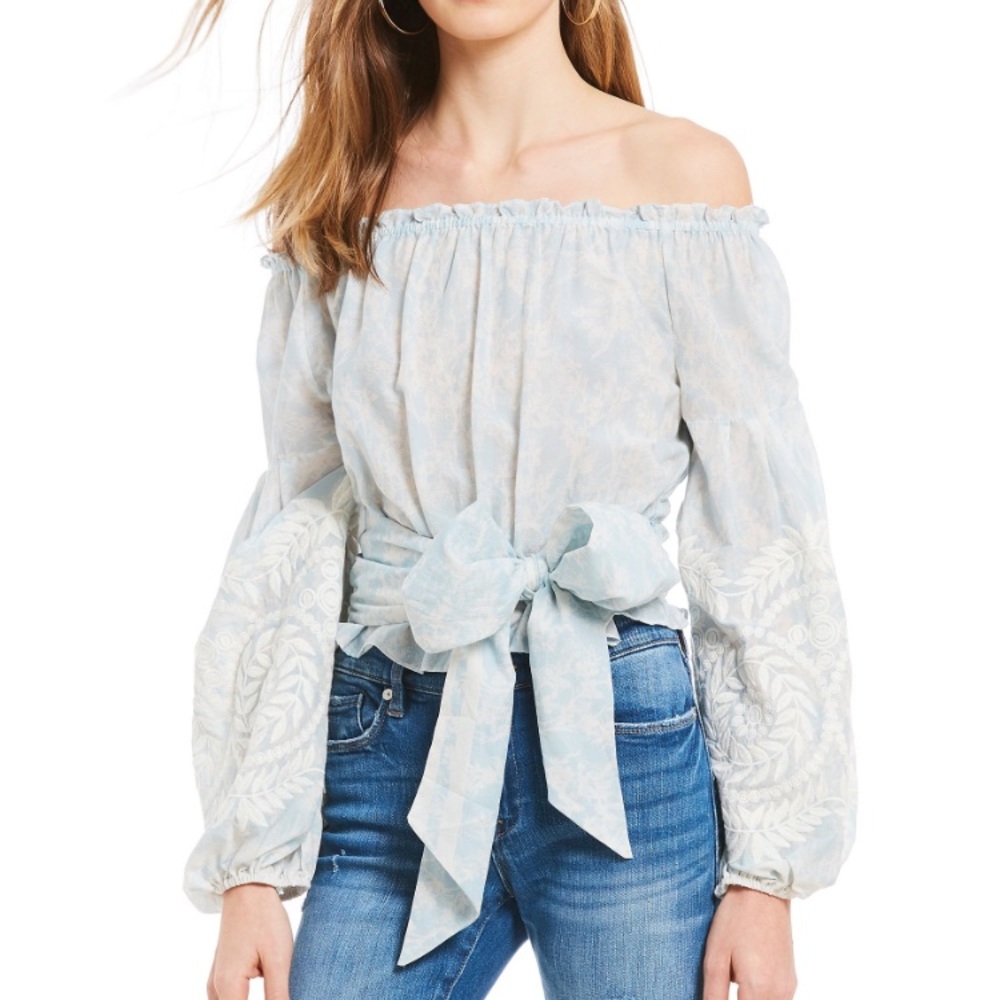 Chelsea & Violet Off-The-Shoulder Printed Top (XS)
